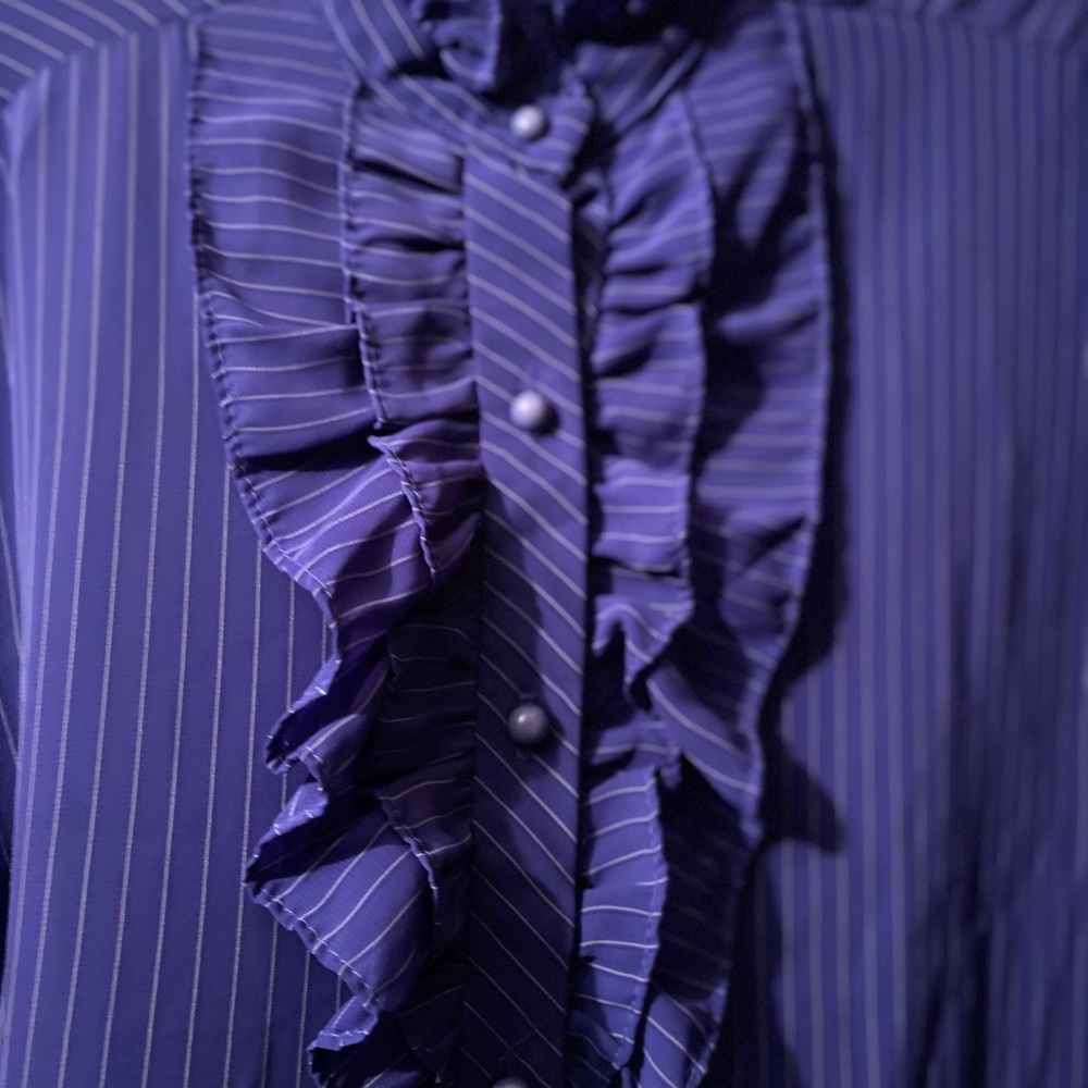 VINTAGE BLOUSE - Picture 2 of 4